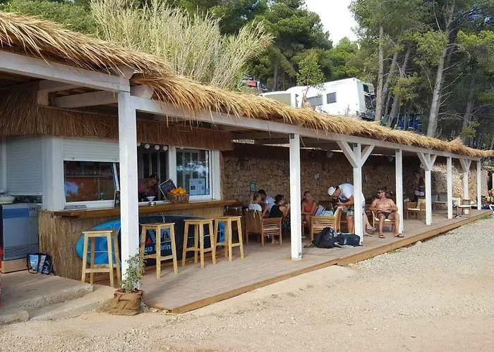 Aloa Campo de lujo *